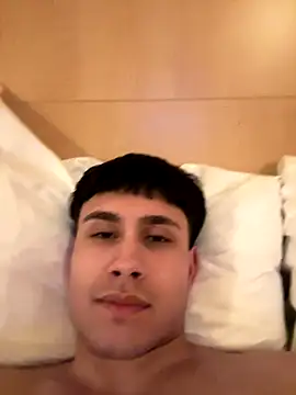 adgymwear1 online show from October 20, 11:08 pm