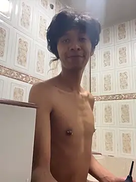 Snapshot of MadamLeRouge chatting on October 23, 10:57 pm MadamLeRouge online show from October 23, 10:57 pm