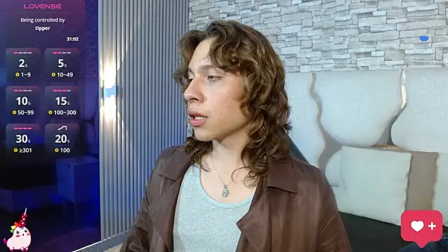 JIM TAY online show from November 1, 7:40 pm