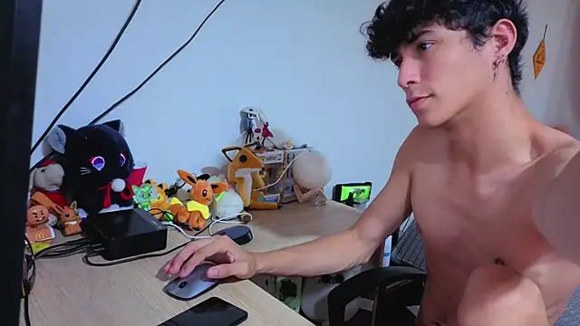 TwoBoys4Cum online show from January 11, 9:40 pm