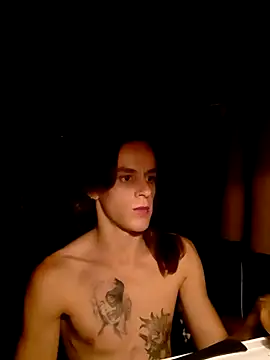 monroedelrey online show from February 15, 7:51 am