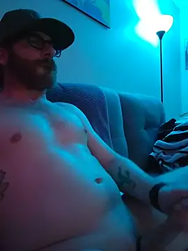 Snapshot of bobbyenglish69 chatting on October 6, 7:46 am bobbyenglish69 online show from October 6, 7:46 am