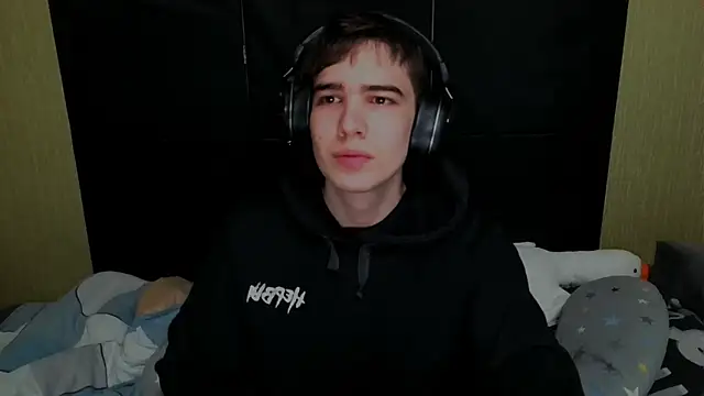  Chris Next Door  online show from February 20, 12:18 pm