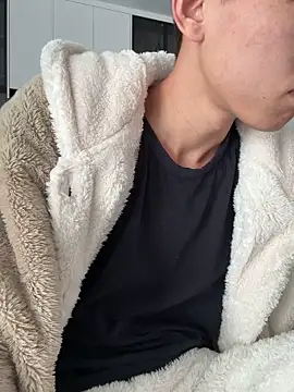 JdhdSjdj online show from November 26, 5:54 am