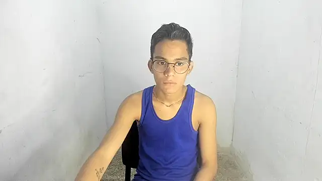 Deivi colins 23 online show from November 13, 1:21 am