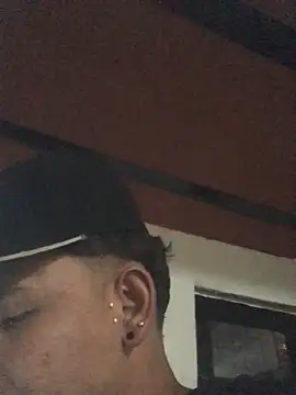 JUAN SEXI BOY20 online show from April 2, 4:43 am