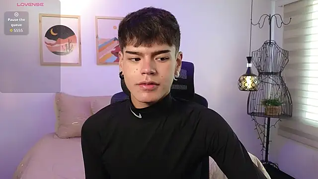 kevienmiet online show from October 27, 11:56 am