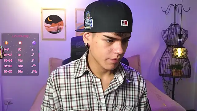 kevienmiet online show from October 28, 12:07 pm