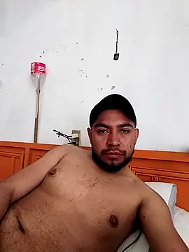 Alealm2408 online show from February 25, 10:00 pm