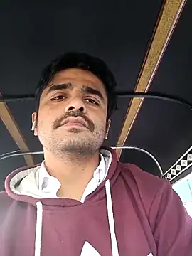 puneriboy32 online show from November 18, 4:16 am