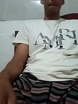 chico malo018 online show from September 29, 6:48 pm