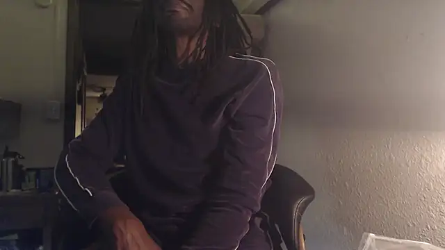 Snapshot of AlickleStiff chatting on October 22, 8:23 pm AlickleStiff online show from October 22, 8:23 pm