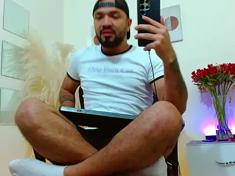 mathewv  online show from October 13, 6:14 pm