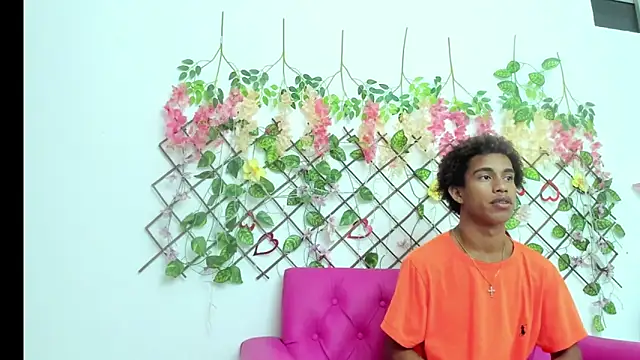 laloo hot online show from October 1, 1:37 pm