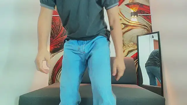 ISRAEL GRAY online show from October 25, 9:05 pm