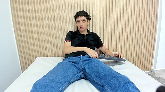 Snapshot of ISRAEL_GRAY chatting on October 20, 7:29 pm ISRAEL GRAY online show from October 20, 7:29 pm