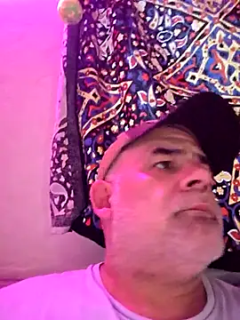 DeeBestEver online show from November 17, 12:35 am