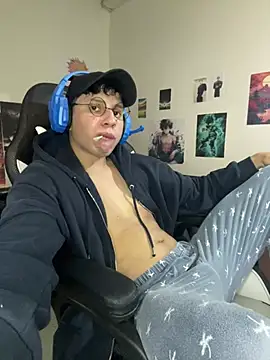 oppaboy online show from January 10, 6:56 pm