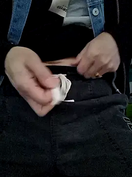 chougegg0214 online show from April 24, 11:51 pm