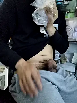 chougegg0214 online show from April 12, 12:25 am