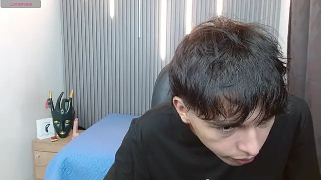 StiwenTwink online show from April 18, 3:13 pm