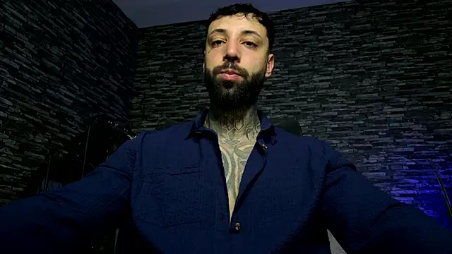 MasculineGuy99 online show from April 13, 7:58 pm