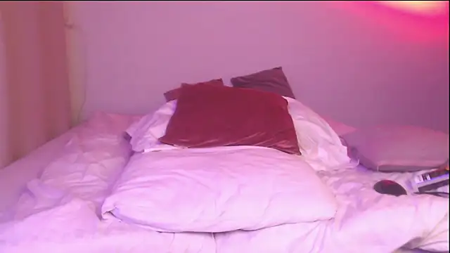 SophieDiamond Xx online show from January 5, 5:27 pm