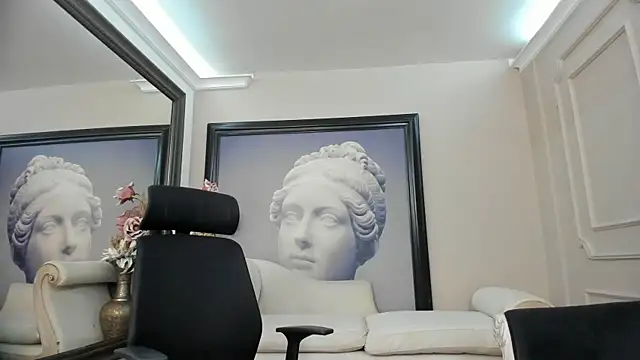 Snapshot of ElianKeiser chatting on October 17, 12:09 pm ElianKeiser online show from October 17, 12:09 pm