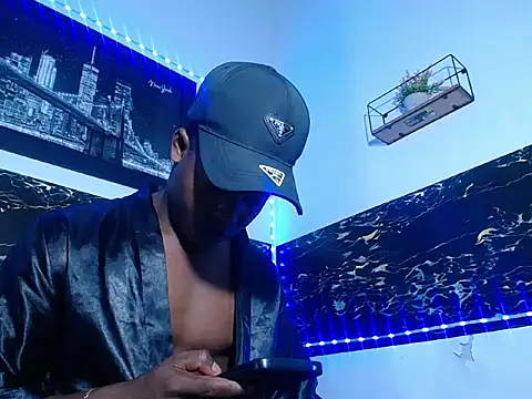 Snapshot of Dark_stallionX chatting on October 15, 6:48 pm Dark stallionX online show from October 15, 6:48 pm