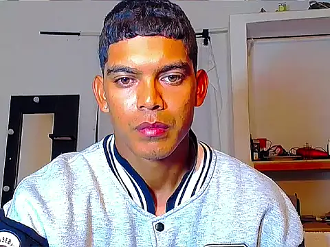 theMyke101 online show from April 29, 5:01 am