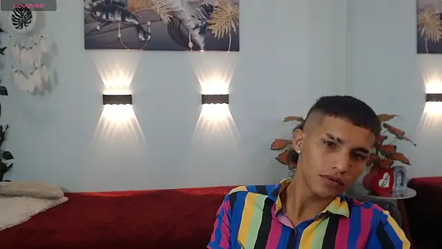 LiamBlack16 online show from October 3, 2:11 pm