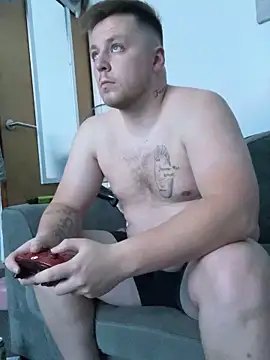 Youngsmoothplays12 online show from October 8, 8:35 pm