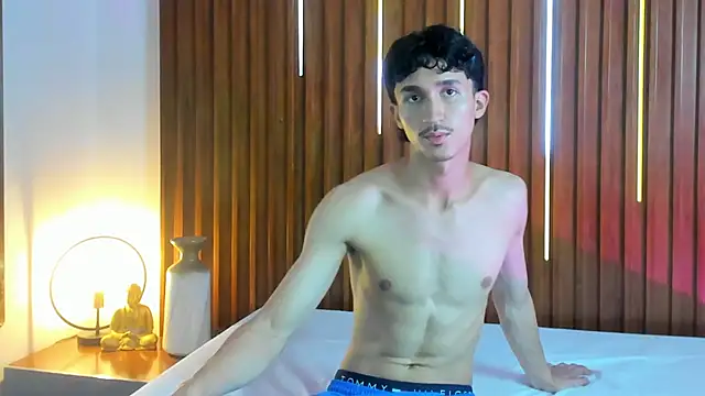 Snapshot of TOBIASFERRER chatting on October 17, 8:02 pm TOBIASFERRER online show from October 17, 8:02 pm