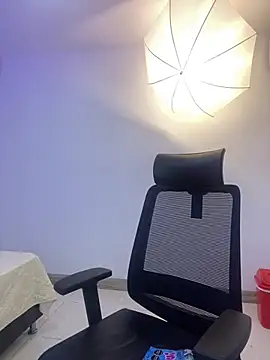 Sam Clark online show from November 11, 3:33 am