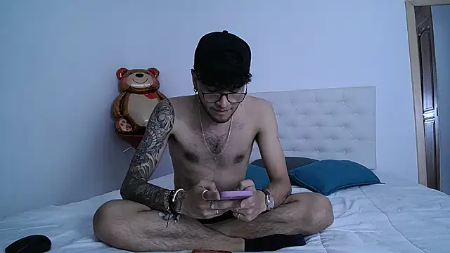 cock fox online show from October 6, 9:08 pm