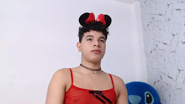 Snapshot of Dominic_king7 chatting on October 18, 11:31 pm Dominic king7 online show from October 18, 11:31 pm