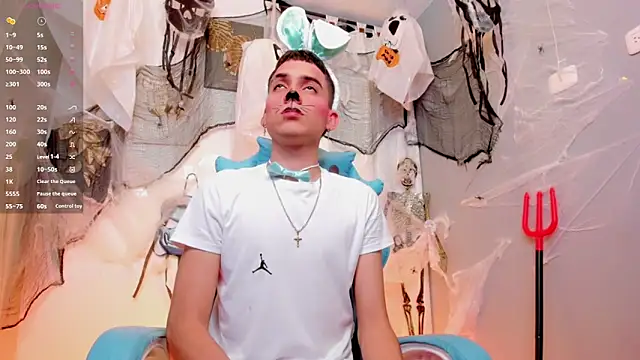 lopez and jesus online show from October 30, 2:02 am