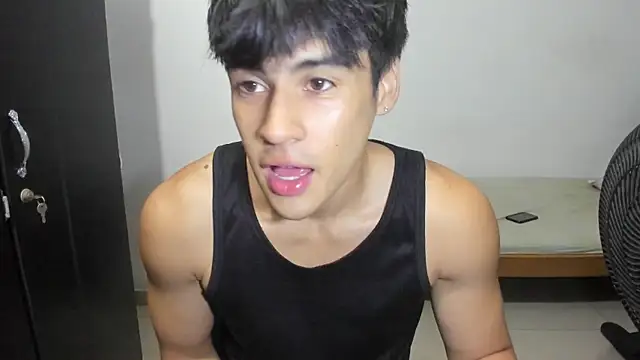 max morris66 online show from October 13, 11:44 pm