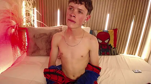 Snapshot of JackFrosst chatting on October 8, 4:55 pm JackFrosst online show from October 8, 4:55 pm