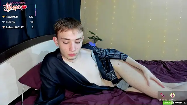 felixcurt69 online show from April 24, 6:21 pm