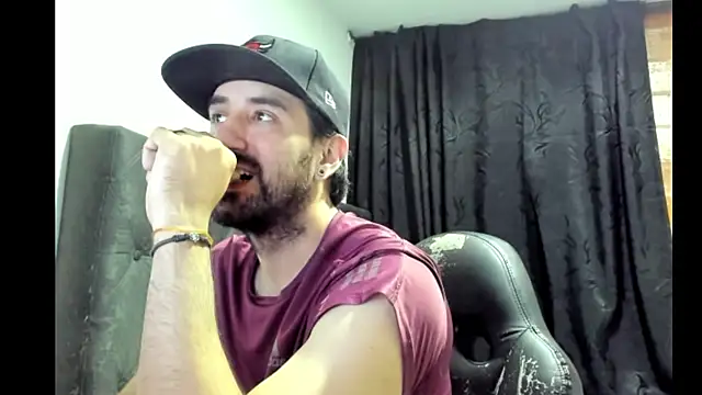 coolfriki online show from November 15, 5:20 am