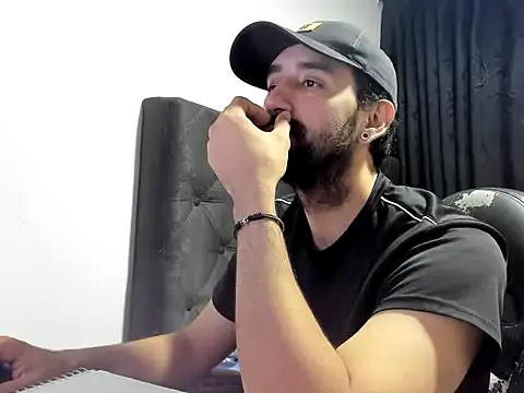 Snapshot of coolfriki chatting on October 21, 6:16 am coolfriki online show from October 21, 6:16 am