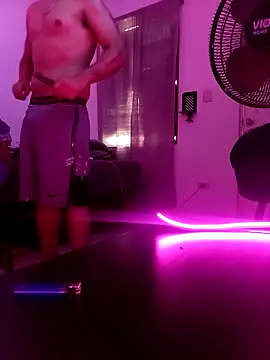 Snapshot of MRDXXX12 chatting on October 31, 5:16 pm MRDXXX12 online show from October 31, 5:16 pm