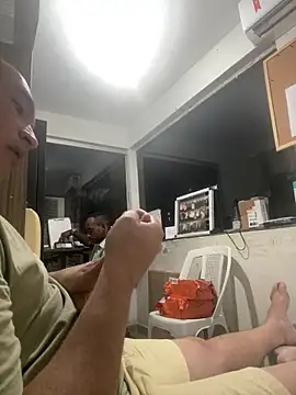 B-38 online show from November 5, 11:51 pm