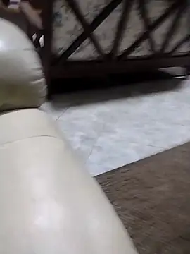 tatatoooooo online show from February 6, 10:50 pm