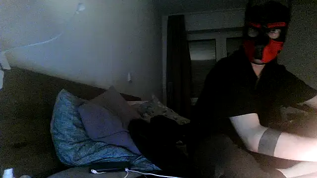 MolleDolle online show from November 17, 4:10 pm