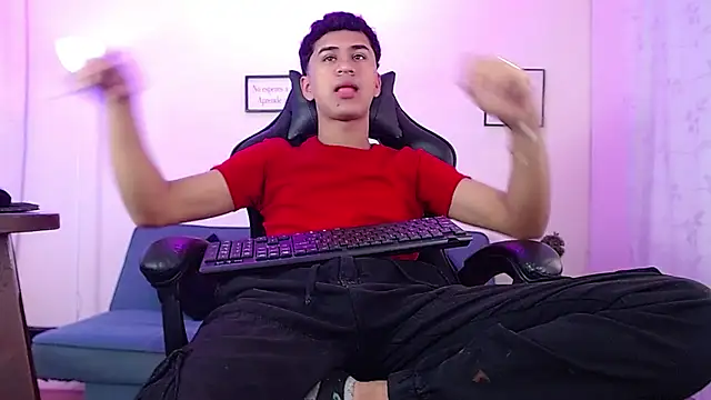 Alancum7 online show from June 24, 1:03 pm