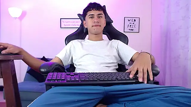 Alancum7 online show from June 26, 1:24 pm