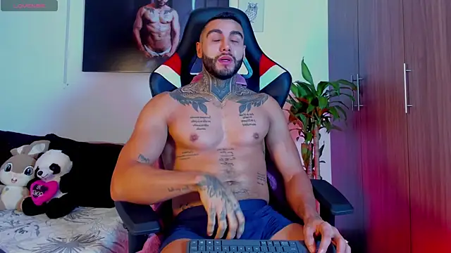 Danny Willson online show from April 20, 10:18 am