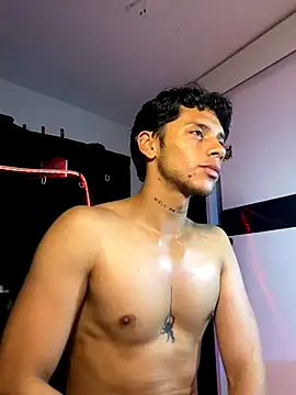 Snapshot of ErosDominant chatting on October 18, 7:13 am ErosDominant online show from October 18, 7:13 am